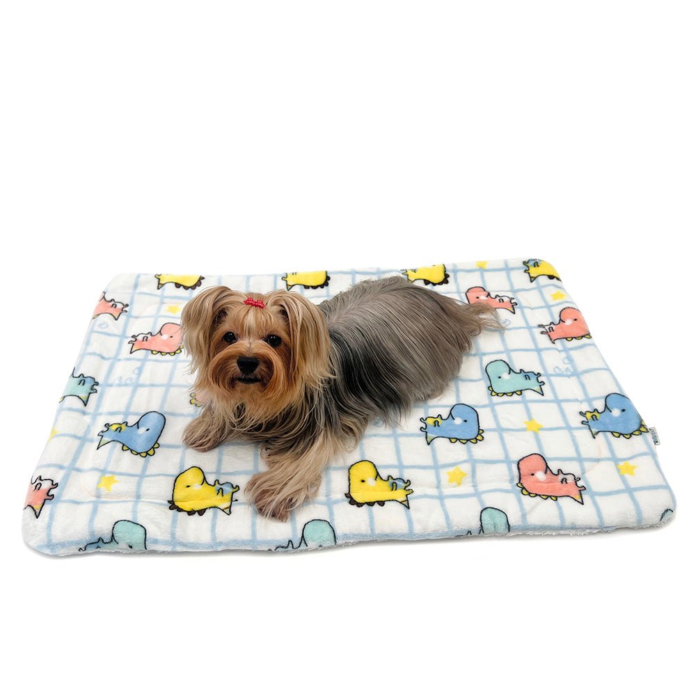 Ultra Plush Colorful Dinosaurs Blanket (Size: L)