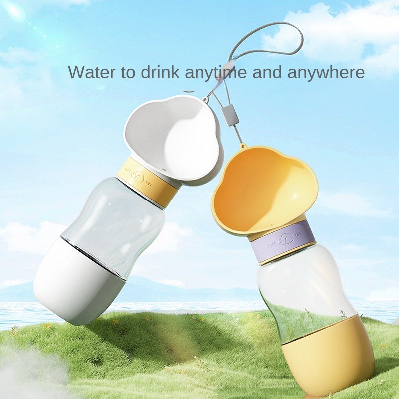 Dog out water bottle dog kettle portable accompanying water bottle dog walking water bottle pet drinking water feeding water dispenser supplies (colour: Common to cats and dogs, Size: Daimeng Pink Small - 350ml)